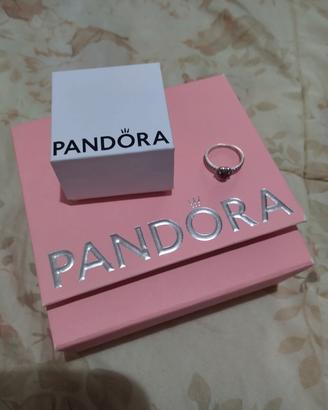 anello pandora cuore rosso