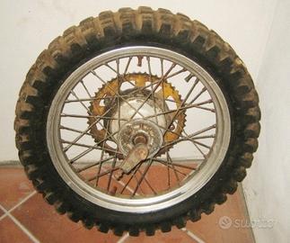 KTM 125 anni 70 Ruota posteriore