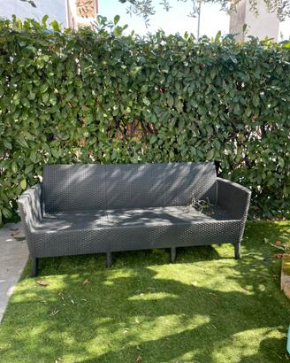 Divano da giardino in ratan