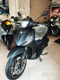 Piaggio Beverly 300 HPE SPORT SATINATO NERO+2 ANTF