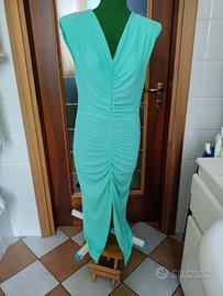 vestito elegante con spacco 