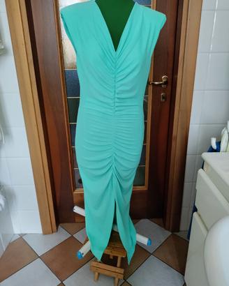 vestito elegante con spacco 