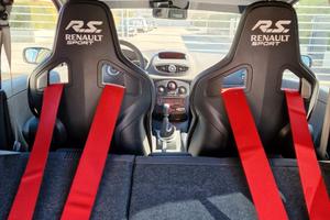 Renault Clio RS F1 TEAM R27