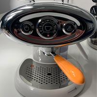 Macchina caffè Illy Iperespresso X7.1