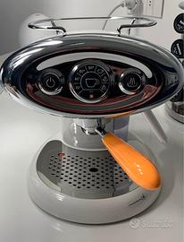 Macchina caffè Illy Iperespresso X7.1