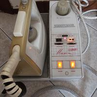 ferro da stiro con caldaia e radio vintage 