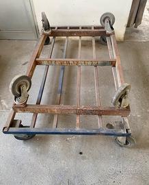 2 Carrello in ferro pieno
