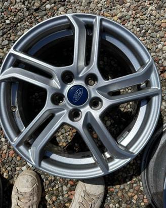 Cerchi in lega R16 5x108 Ford