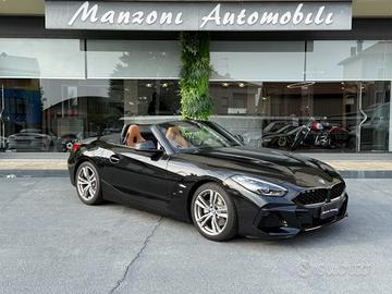 BMW Z4 sDrive20i Msport 2000CC BLACK PACK