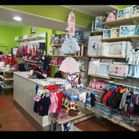 Arredamento negozio abbigliamento 