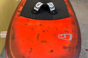 Tavola wingfoil Newind custom 82/85l