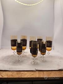 Set 11 bicchieri vintage ambrati con stemma