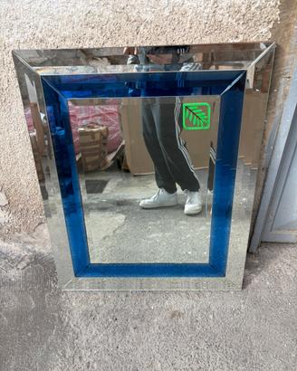 Specchio blu