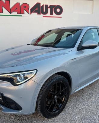 Alfa Romeo Stelvio 2.2 Turbodiesel 210 CV AT8 Q4 V