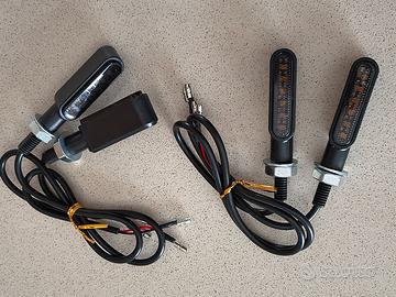 4 Indicatori LED Dinamici Omologati universali 12V
