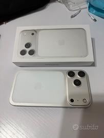 iPhone 11 (256 GB) – Look iPhone 17 Pro Argento