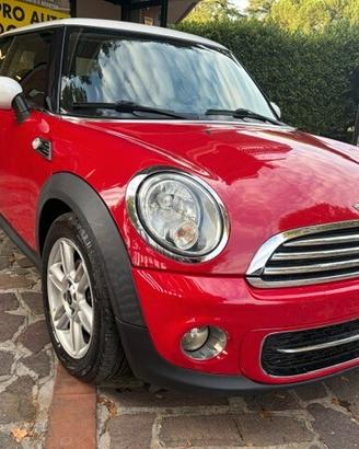MINI COOPER D ...MOTORE NUOVO REVISIONATO CON 3000