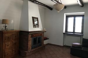 Casa singola con corte