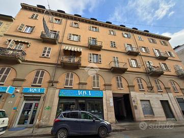 2 LOCALI A TORINO