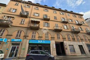 2 LOCALI A TORINO