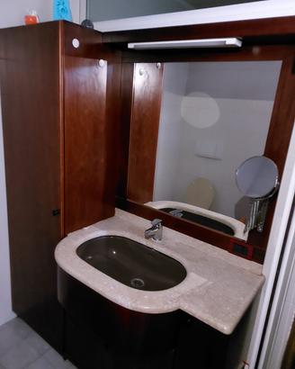 mobiletto da bagno