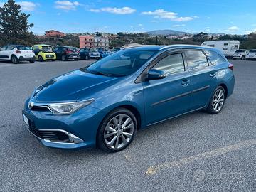 TOYOTA AURIS IBRIDA TS LOUNGE