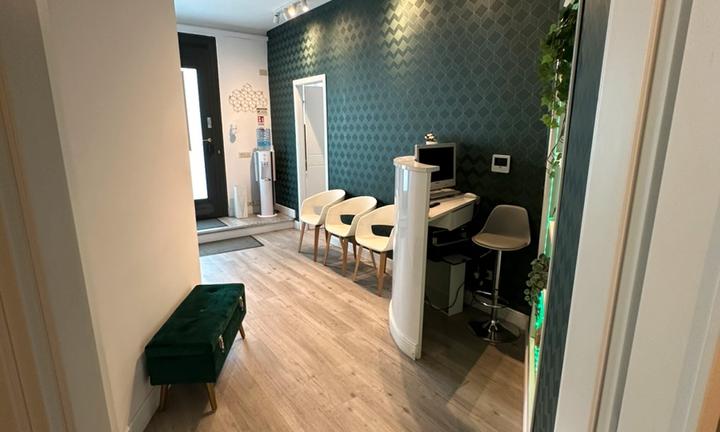 Stanza studio medico a norma zona piazza Bologna