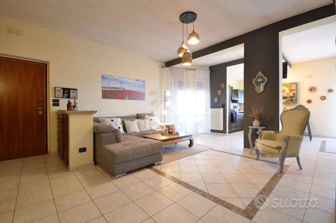 Apartment in Città Sant'Angelo, San Martino Bassa - Vista 3