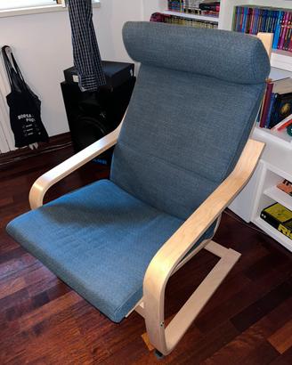 Poltrona Ikea poang rovere con cuscino blu