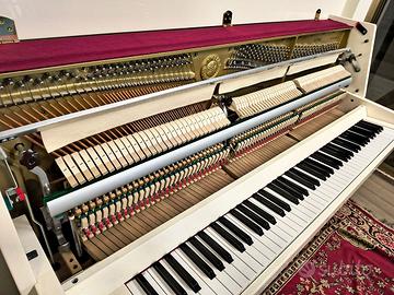 Pianoforte Yamaha come nuovo !!!