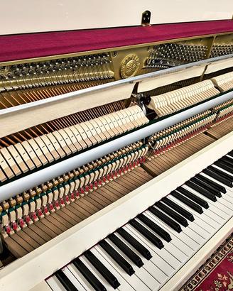 Pianoforte Yamaha come nuovo !!!