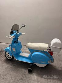 vespa elettrica px 150 celeste  per bambini