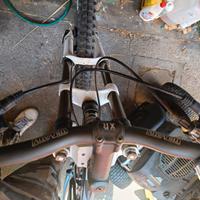 bici con doppia piastra