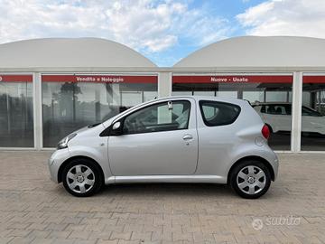 Toyota Aygo 1.0 12V VVT-i 3 porte Sol