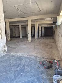 locale commerciale ampia metratura