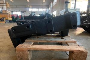 Supporto anteriore New Holland TL 100
