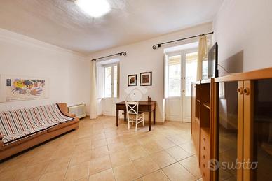 3 LOCALI A CAGLIARI