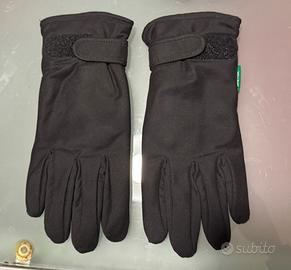 Guanti in colore nero United Colors of Benetton