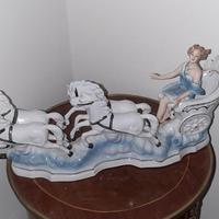 Statuina in ceramica