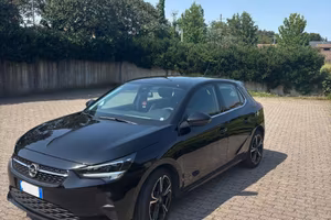Opel Corsa Elegance 1.2 Turbo Benz. Automatica