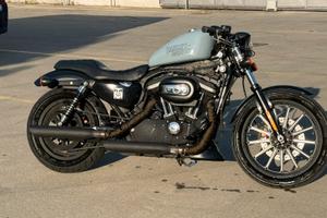 Harley - Davidson 883 Iron 2010 - XL 883N