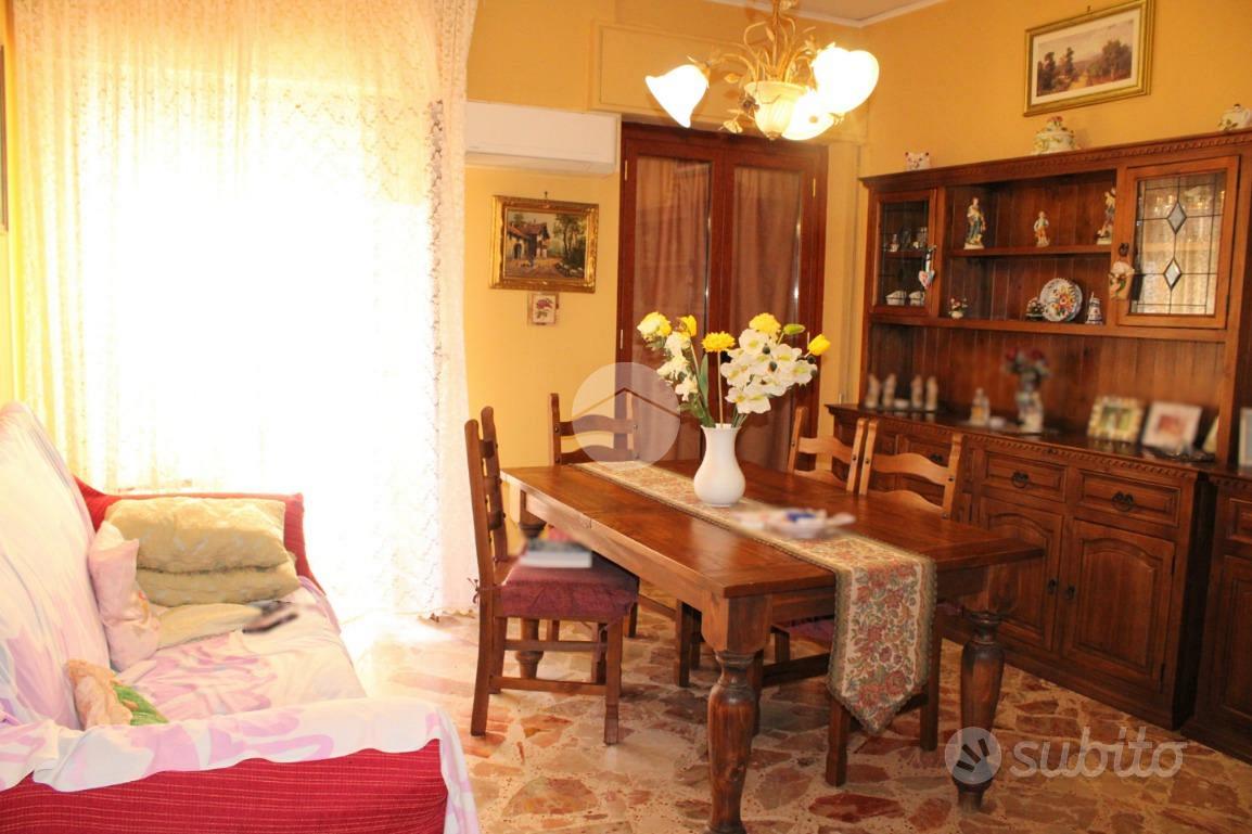 Apartment in Palermo, Villaggio Santa Rosalia, IV Circoscrizione - Vista 4