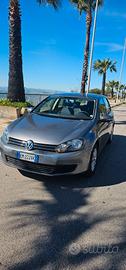 Volkswagen Golf  VI serie 1.6 TDI  105 CV