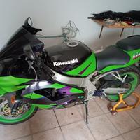 Kawasaki Ninja ZX-9 - 2001