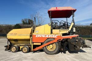 Finitrice dynapac 121-6w