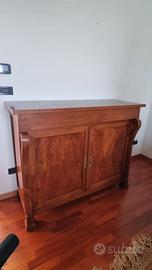 Credenza antica in noce