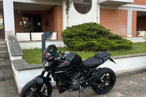 Ducati monster 937+