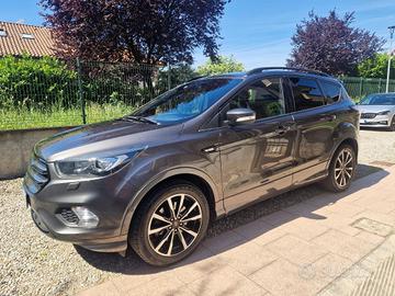 FORD KUGA 2.0 TDCi 150 CV ST-Line Full Optional
