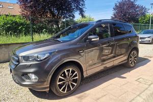 FORD KUGA 2.0 TDCi 150 CV ST-Line Full Optional
