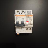 Merlin Gerin multi 9 C60N e multi 9 vigi C60